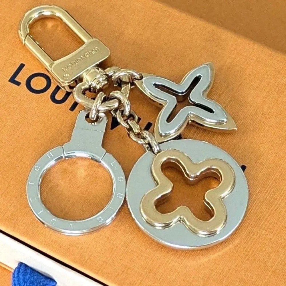 Louis Vuitton LV Insolence Key Holder Charm Gold Silver Keychain Ring | RARE